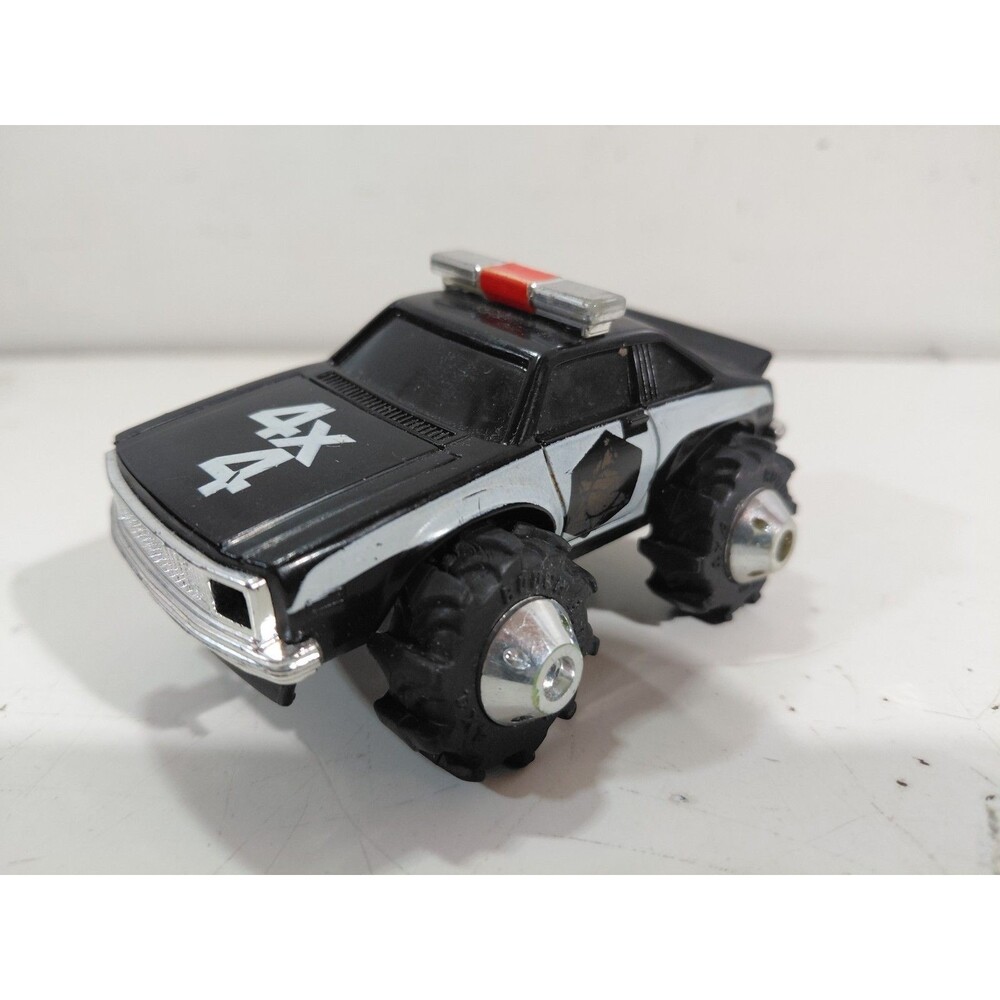 LJN Rough Rider 4x4 Battery Operated Black & White Police Car